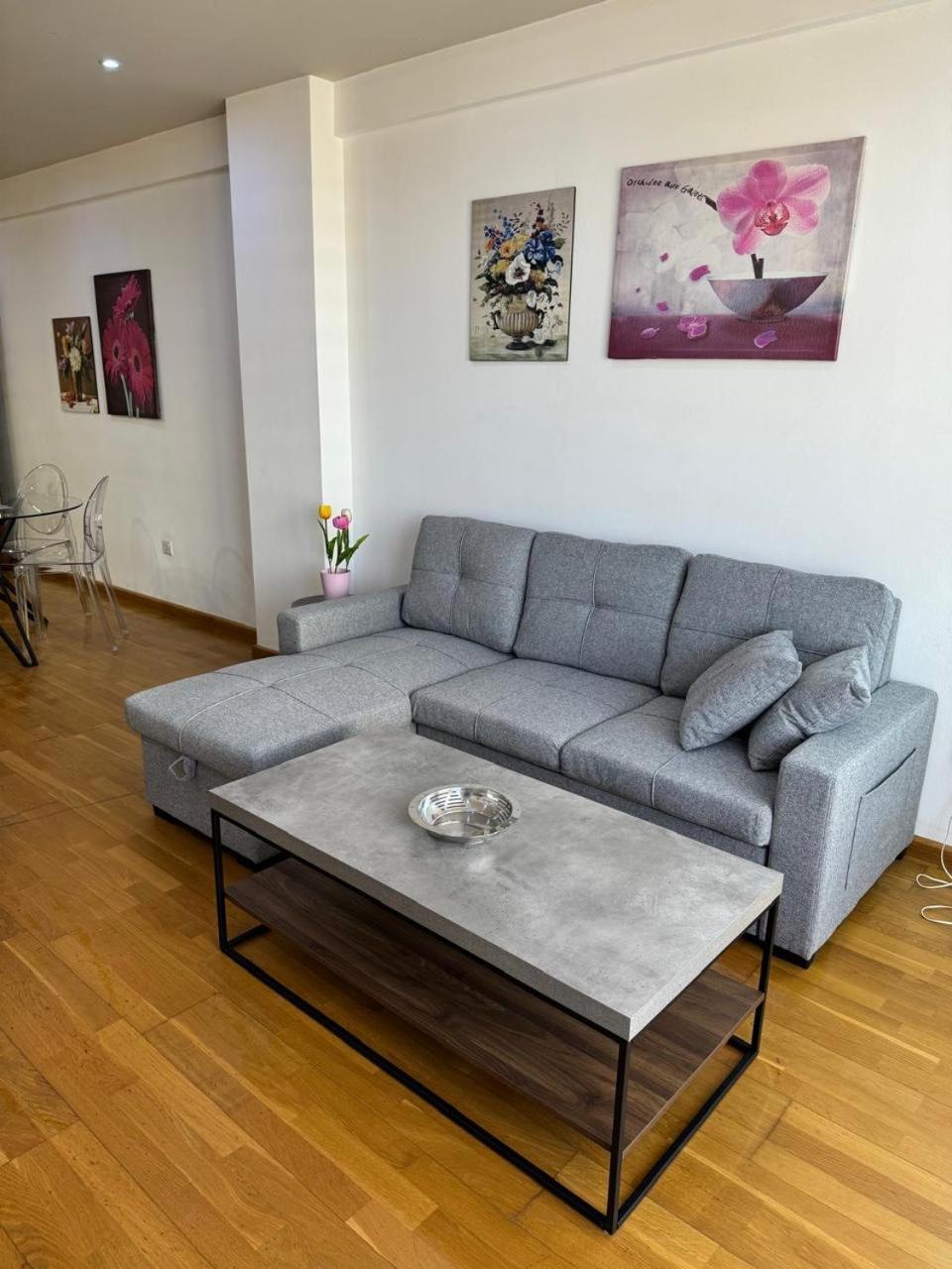 Ithaki Phinikoudes Apartment No. 205 Larnaca Buitenkant foto