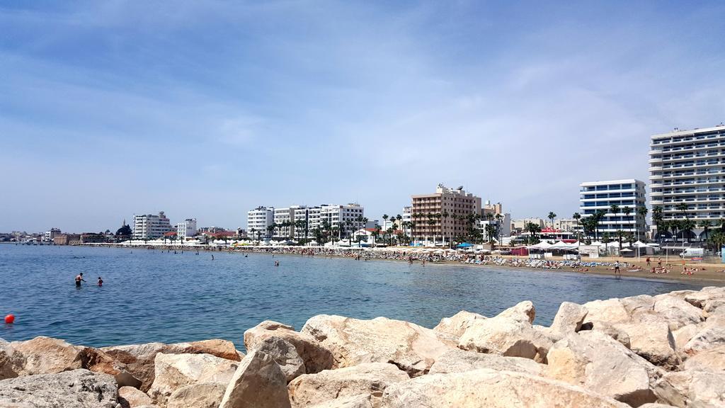 Ithaki Phinikoudes Apartment No. 205 Larnaca Buitenkant foto